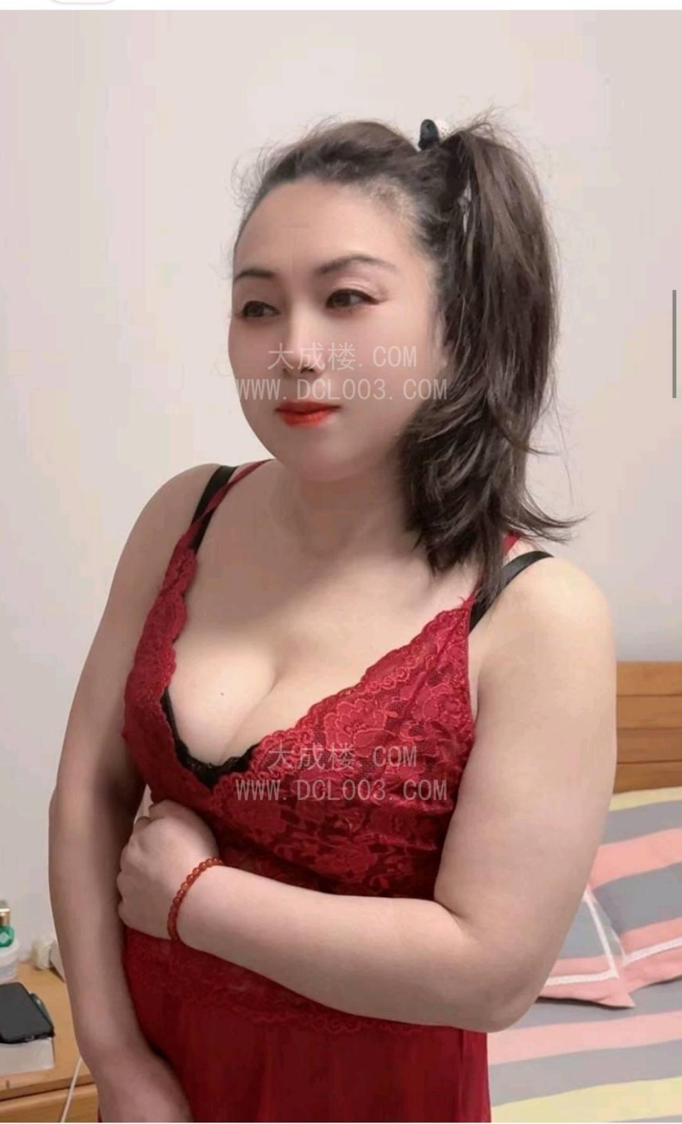 普陀胸大翘臀泄火女琴姐