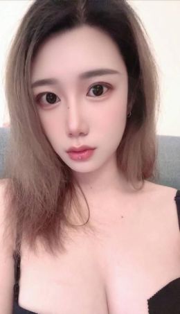 佛山白皙皮肤大胸梦梦