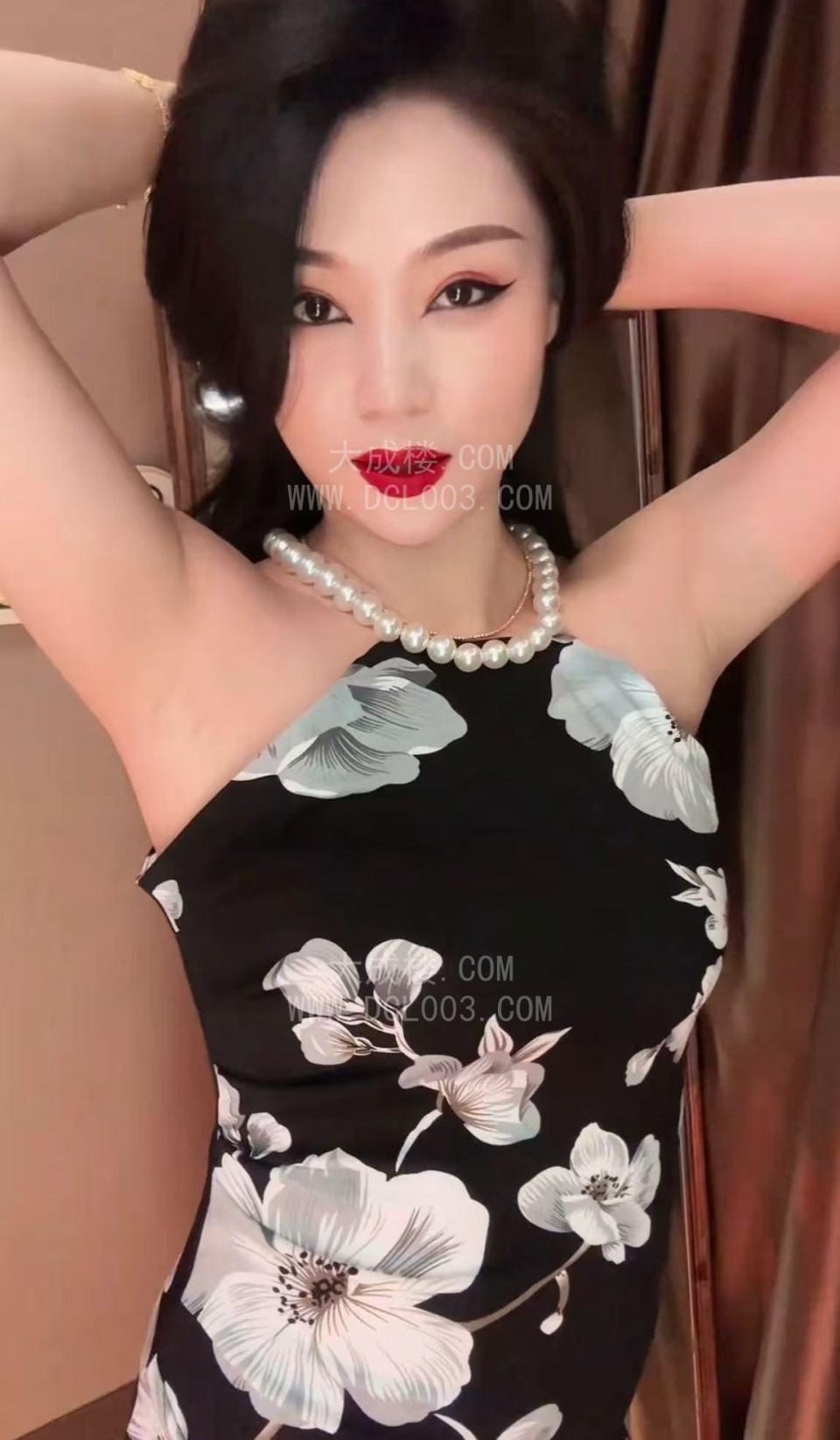 南京秦淮妩媚花姐