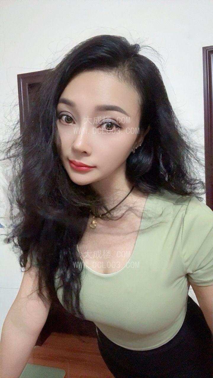 南京莞式一线天宝马妹
