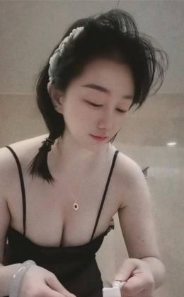 宝安肤白S形小柳岩
