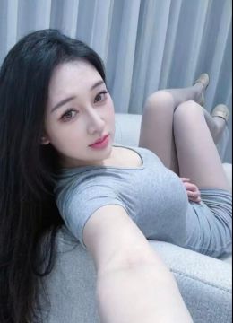 长沙白嫩女友感月亮