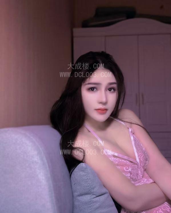 成都维族小美
