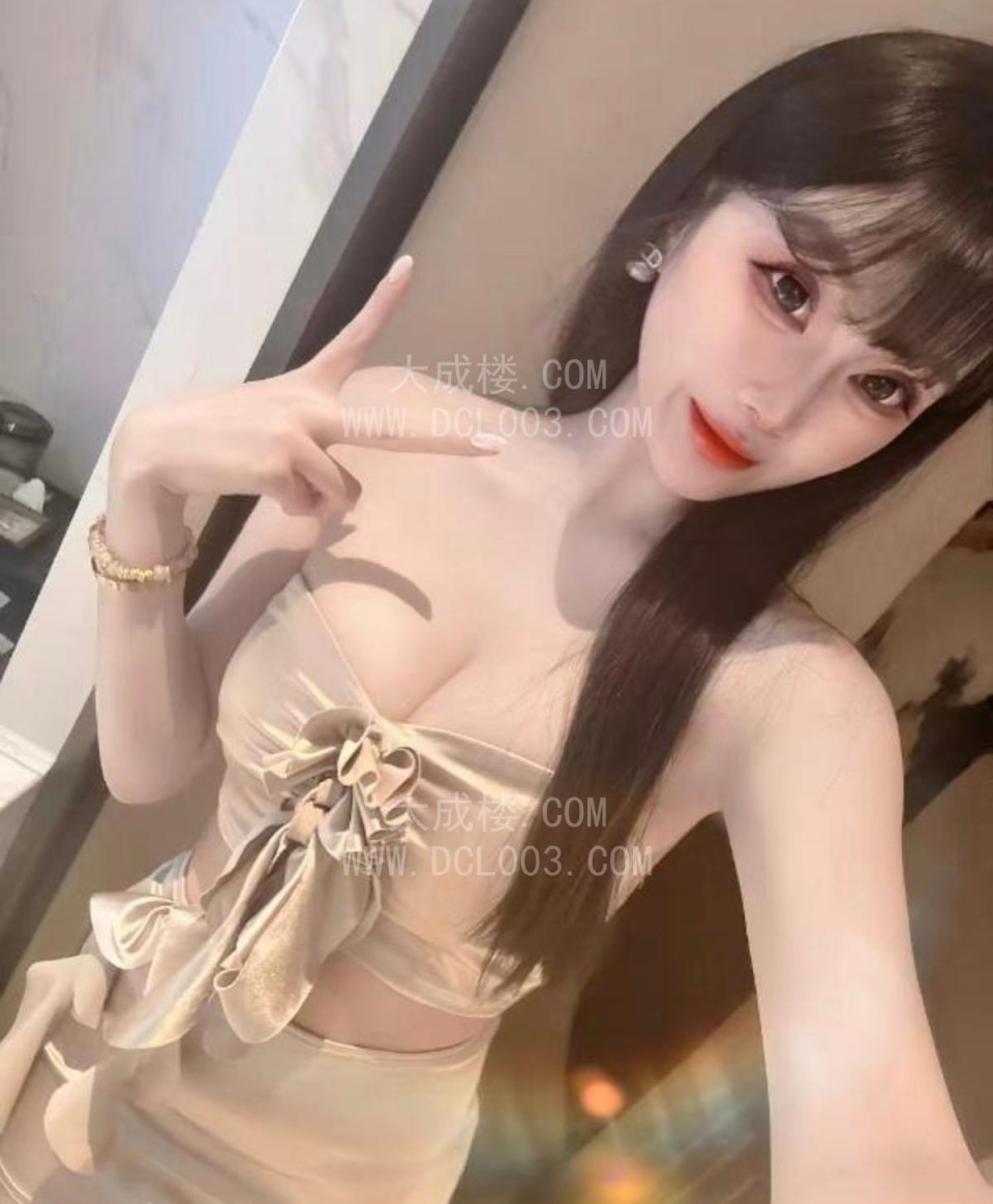 丰台170丰满女模能舌吻