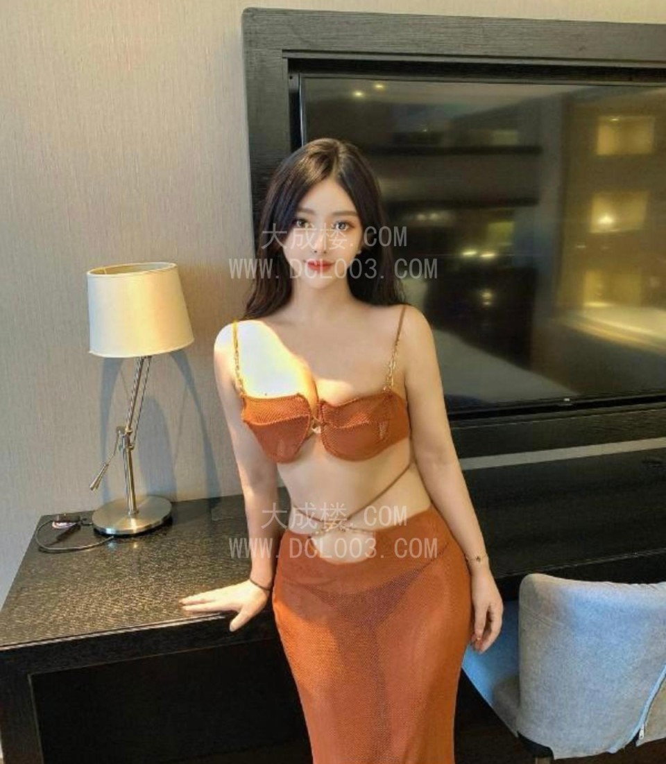 朝阳丰润饱满体贴颜值老师