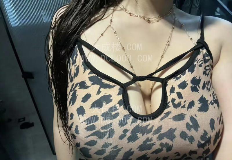 河东大胸妹芳儿